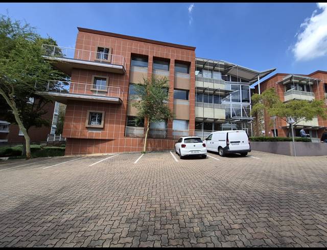 308M² OFFICE TO LET IN ILLOVO